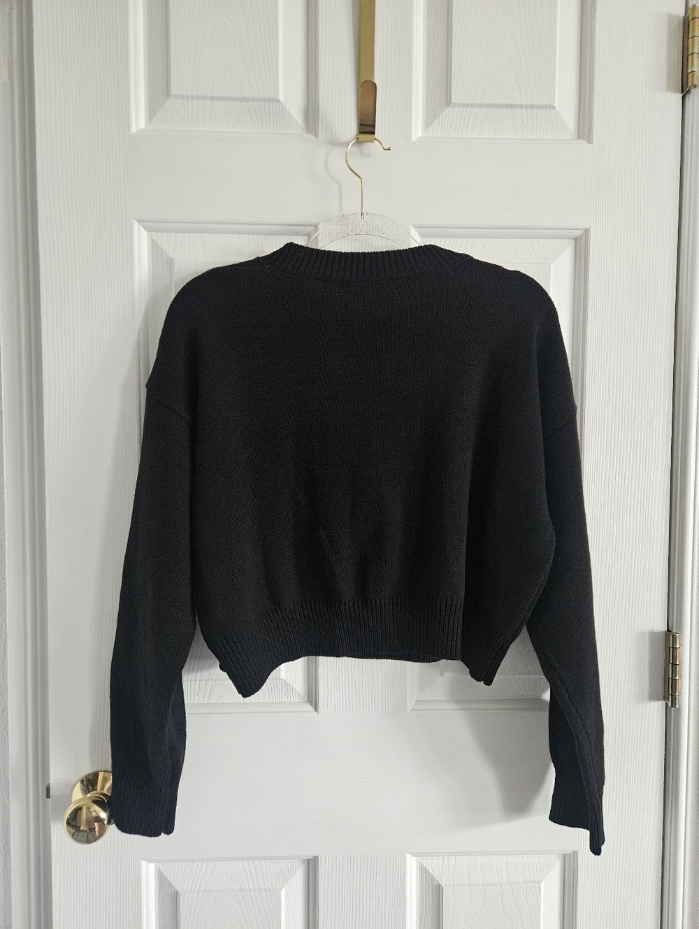 NWT Forever21 Knit Scorpion Cropped Sweater- Black - Picture 5 of 11